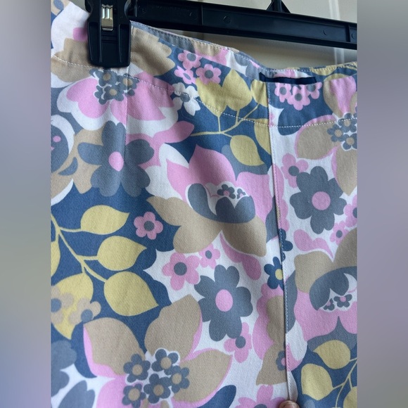 Boden Cotton Floral Shorts Size 14 Chic & Comfy Summer Essential - Picture 2 of 10